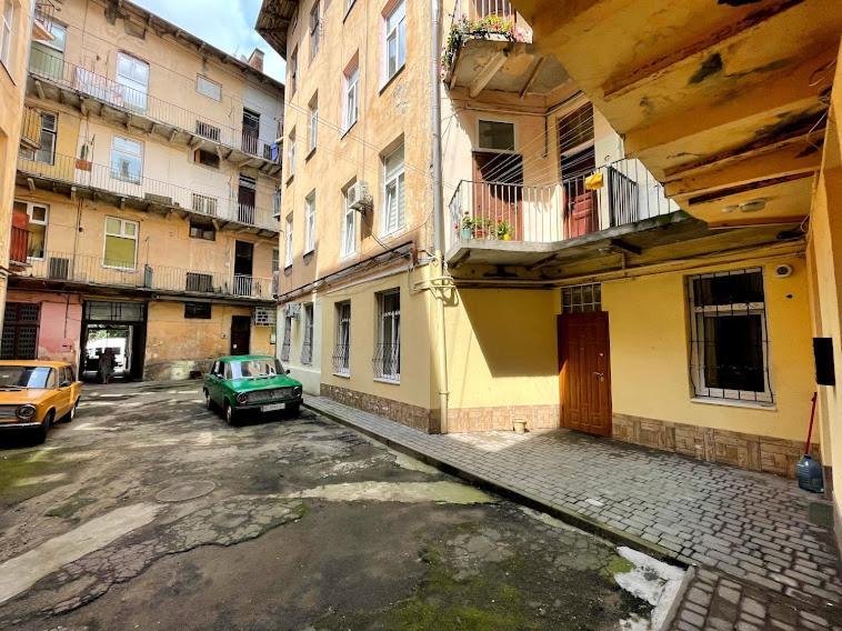 White Rooms On City Center Leópolis Exterior foto